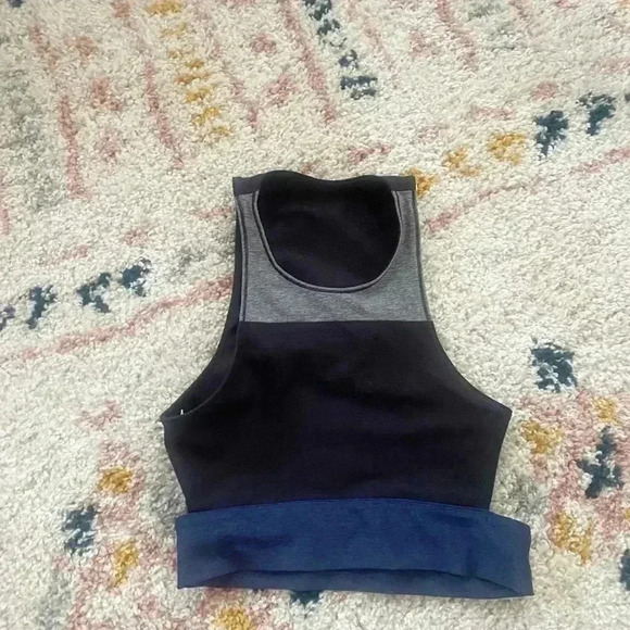 Outdoor voices cut out crop top sports bra medium - Picture 1 of 4